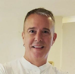 Meet your Posher, Christopher